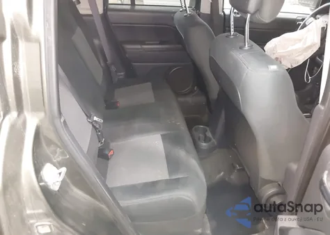 2015 Jeep Compass Sport z USA, uszkodzony, nr VIN 1C4NJDBB5FD357250